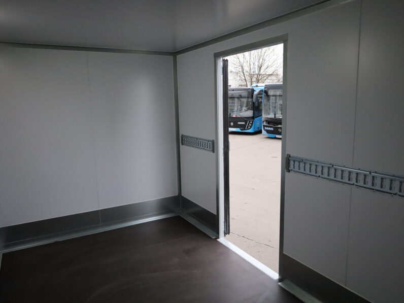 Изотермический фургон Isuzu ELF NМR85Н 21