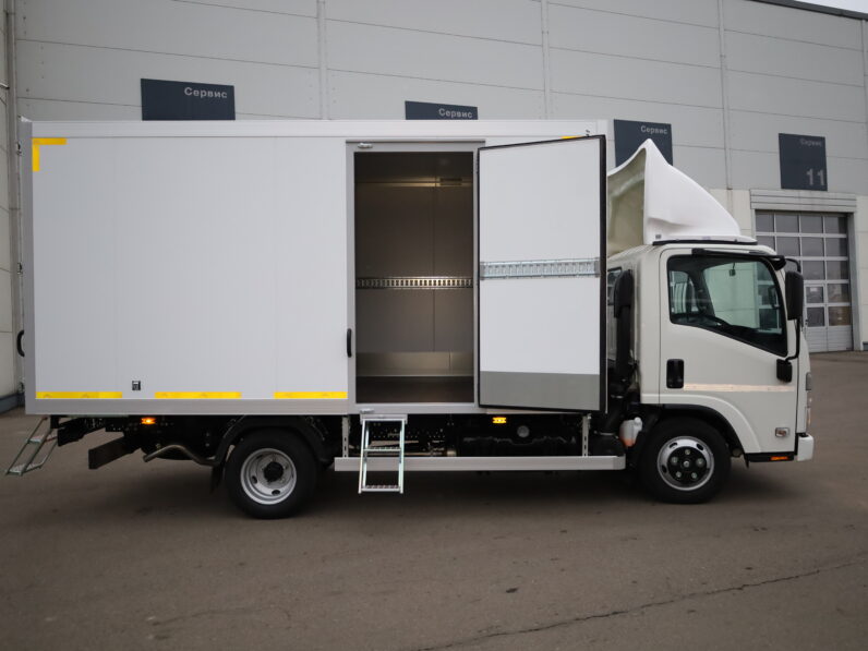 Изотермический фургон Isuzu ELF NМR85Н 22