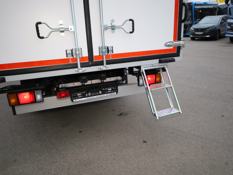 Изотермический фургон Isuzu ELF NМR85Н 24