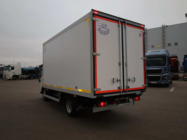 Изотермический фургон Isuzu ELF NМR85Н 6