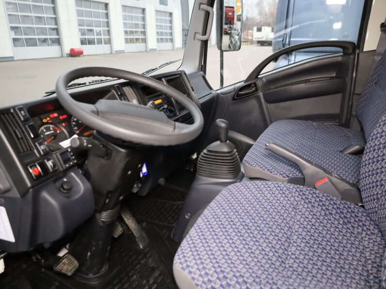 Изотермический фургон Isuzu ELF NМR85Н 7
