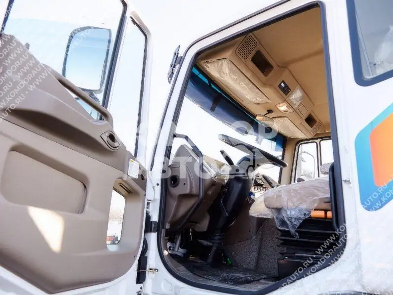 Изотермический фургон Daewoo Novus CC4CT