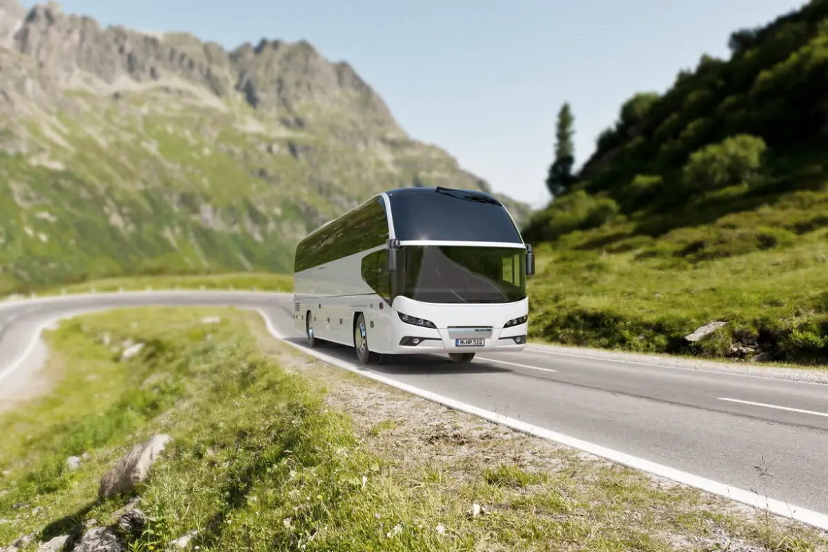 Neoplan cityliner отмечает полувековой юбилей