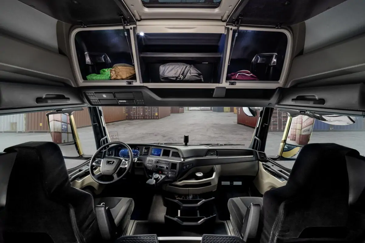 Neoplan cityliner отмечает полувековой юбилей