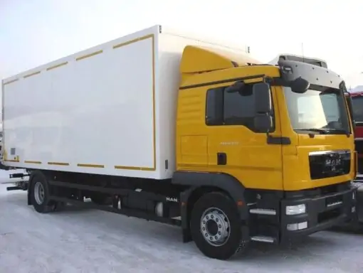 Фургон MAN TGM 18.240 желтый (изотерма с гидробортом)