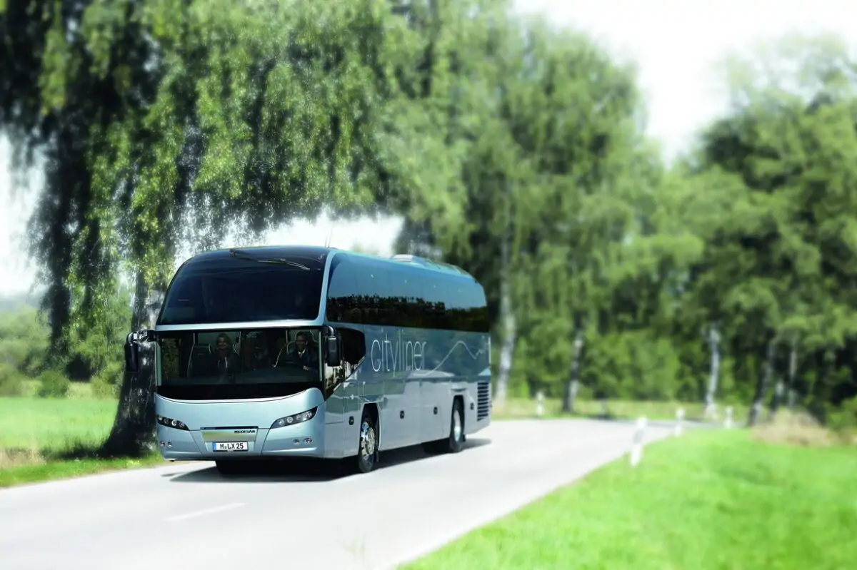 Neoplan cityliner отмечает полувековой юбилей