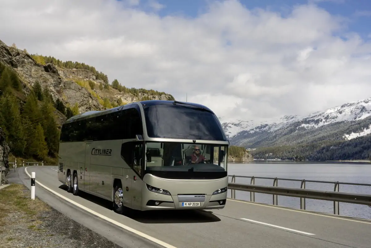 Neoplan cityliner отмечает полувековой юбилей
