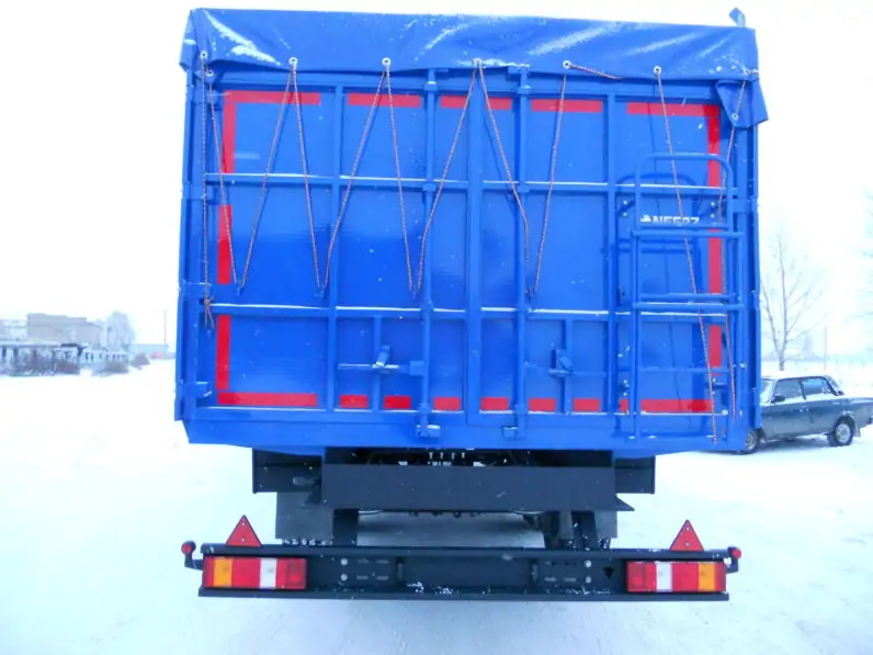 Полуприцеп НЕФАЗ-93341-07 (зерновоз)