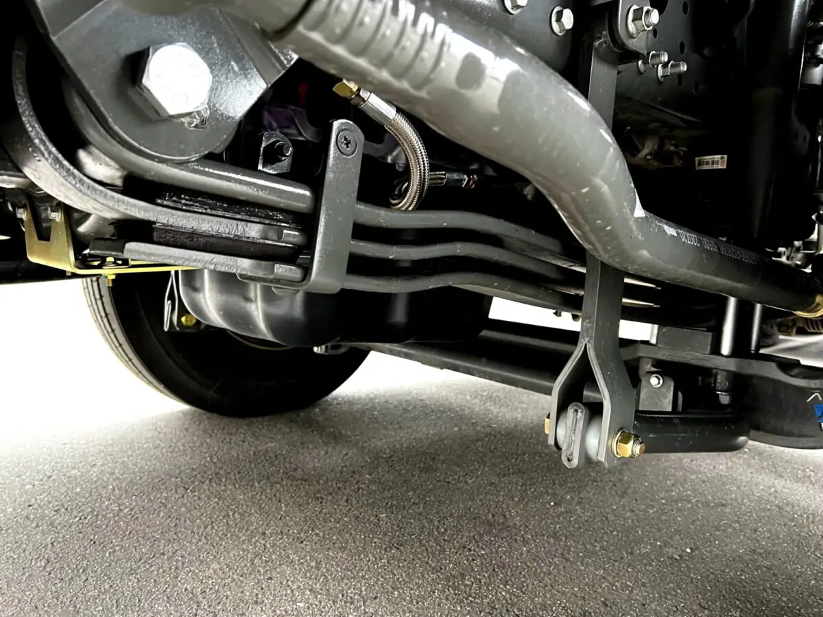 sitrak 6x4 тягач подвеска