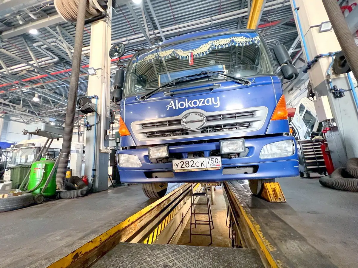 photo_5451887076313252660_y