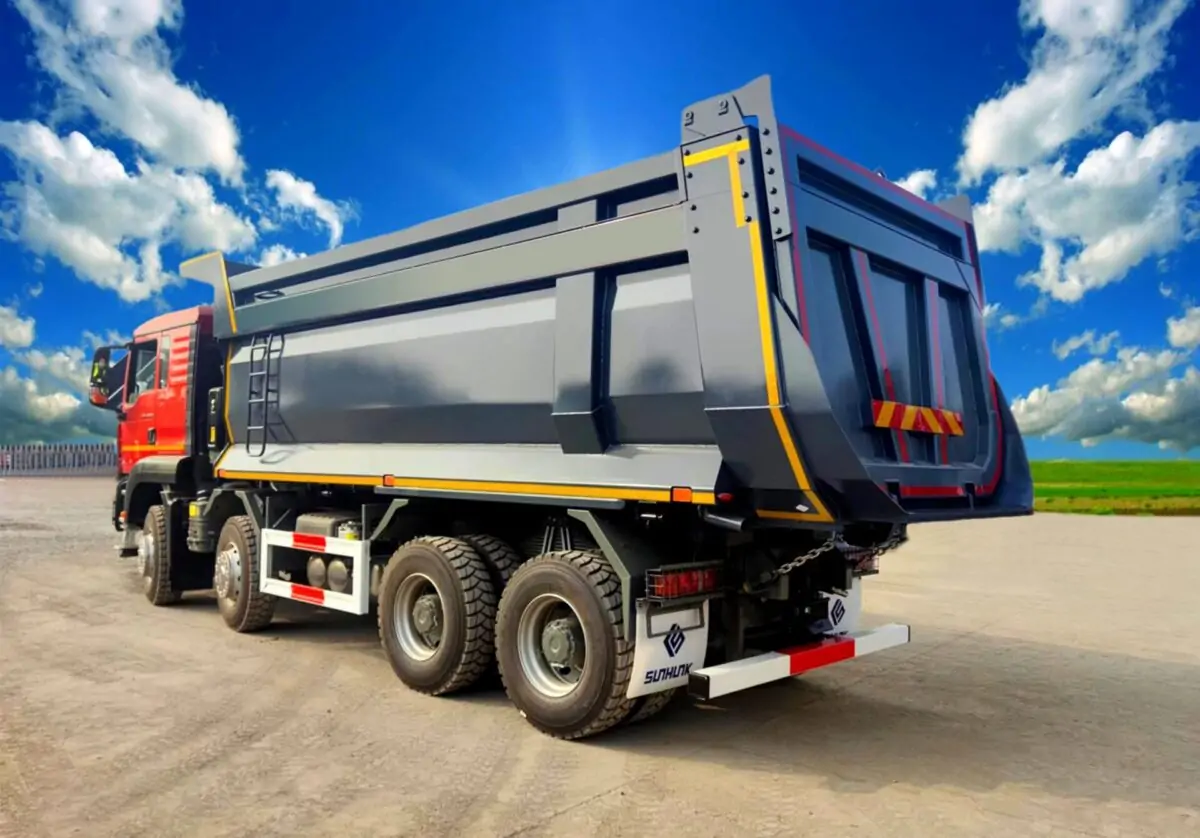 8х4 Самосвал SITRAK C7H объемом 25 кубов_в России от дилера