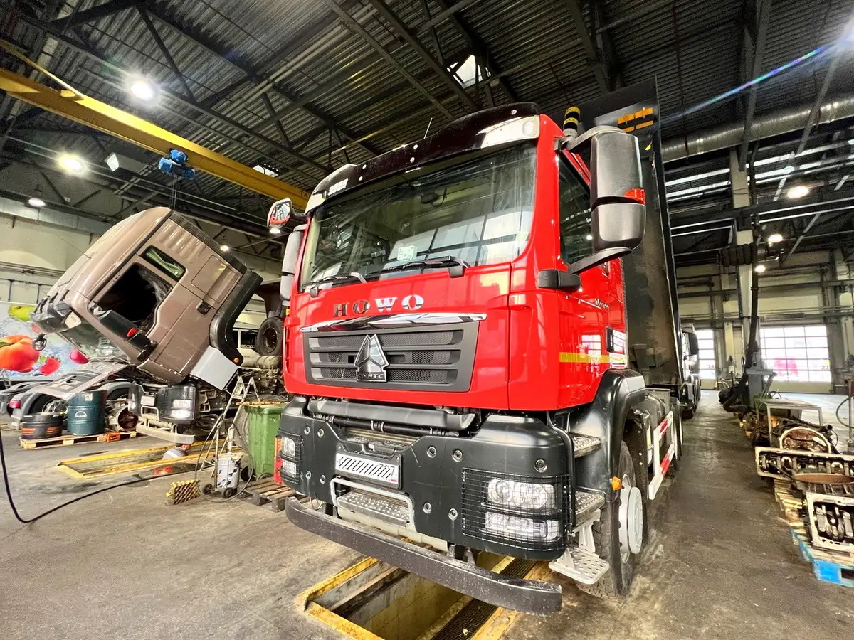 photo_5208671573786084538_y