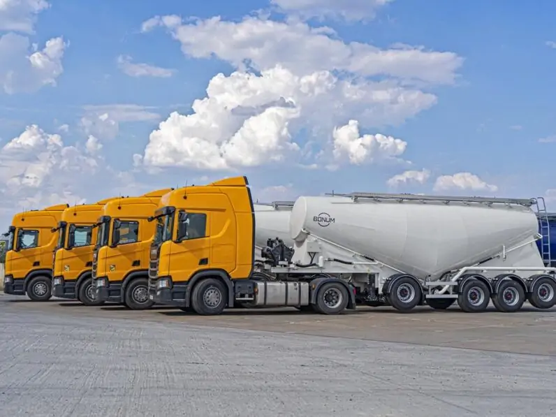 Полуприцеп Bonum цементовоз 34 м3 (914231) с вынесенной осью 6