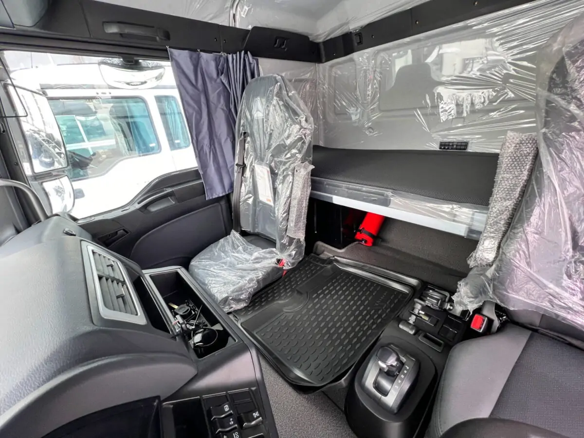 Изображение — ситрак 6х4 шасси обзор кабины Ситрак 6х4 шасси обзор кабины