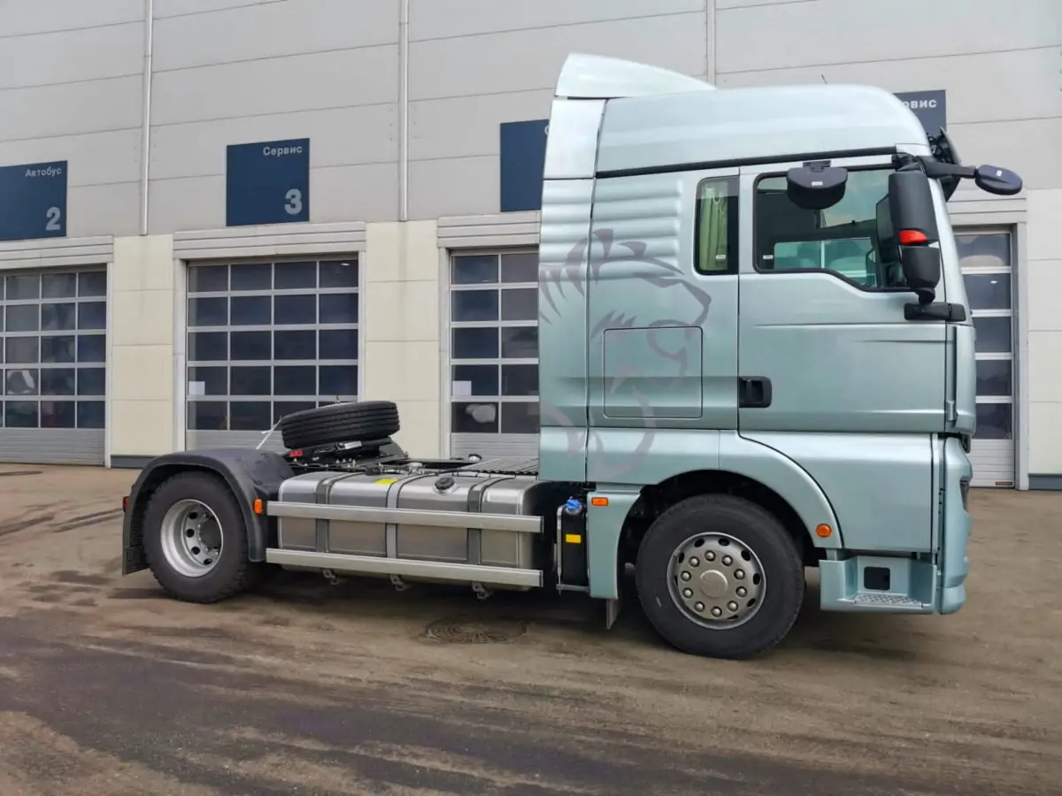 Седельный тягач sitrak c7h max