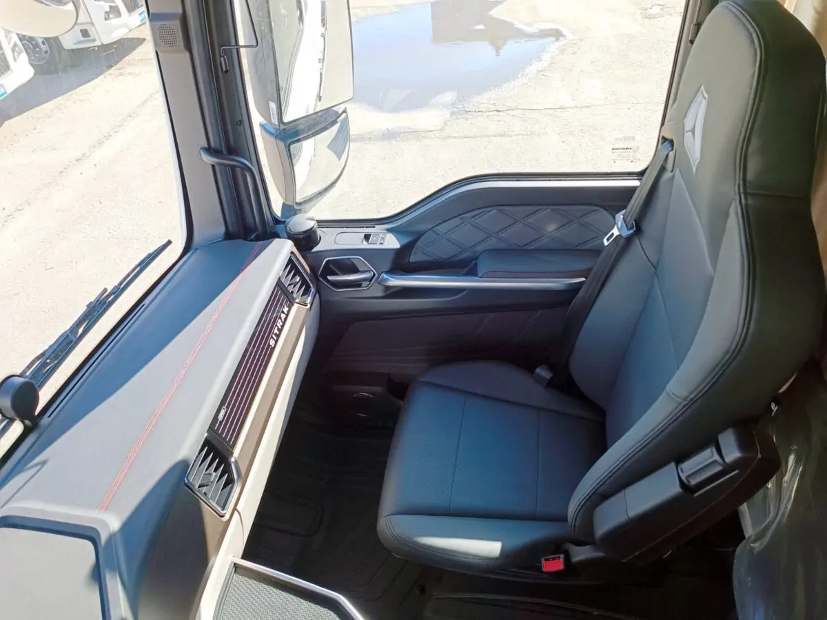 6x4 тягач sitrak c7h max в москве 6x4 тягач sitrak c7h max в москве