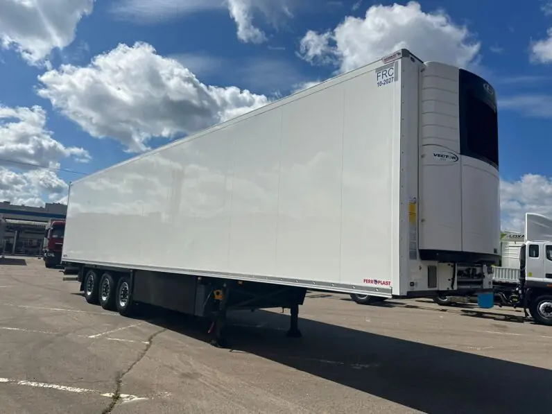 Полуприцеп БУ полуприцеп рефрижератор Schmitz (с пробегом) 3