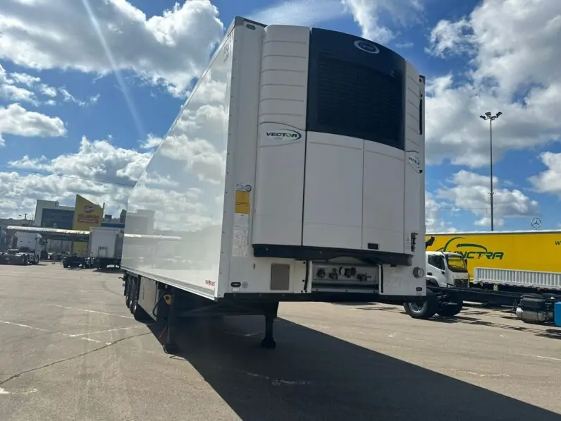 Полуприцеп БУ полуприцеп рефрижератор Schmitz (с пробегом) 2