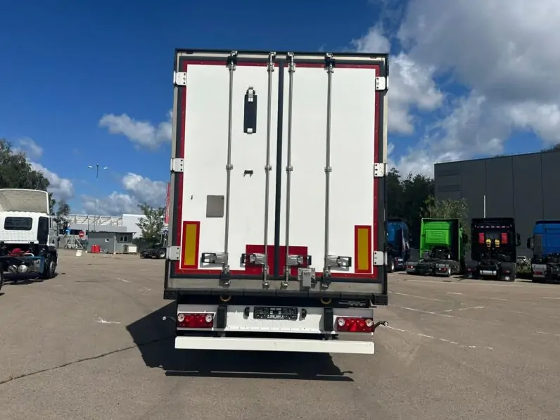 Полуприцеп БУ полуприцеп рефрижератор Schmitz (с пробегом) 7