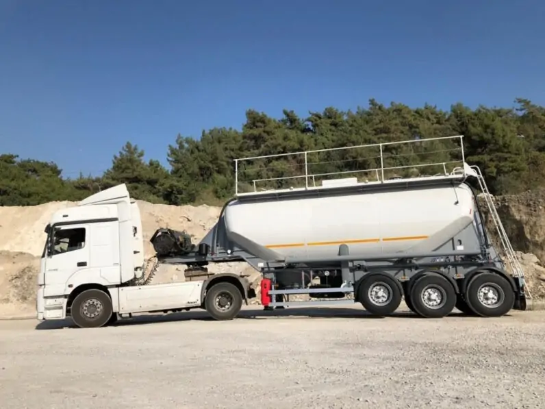 Полуприцеп ЦЕМЕНТОВОЗ ВЕЗДЕХОДНЫЙ ФОРМЫ МИЛЛЕНИУМ GUTEWOLF 1