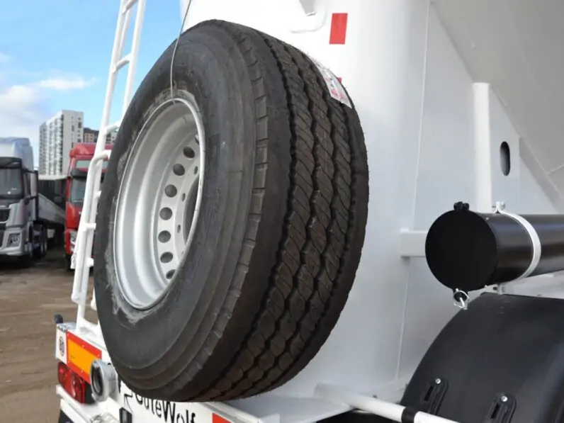 Полуприцеп ПОЛУПРИЦЕП ДЛЯ ПЕРЕВОЗКИ СЫПУЧИХ ГРУЗОВ GUTEWOLF 9