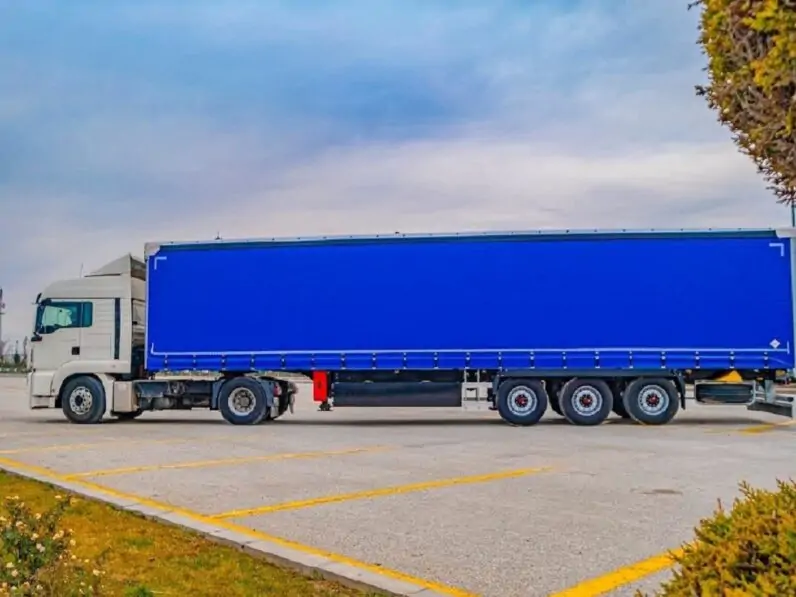 Полуприцеп Шторно бортовой полупуприцеп GUTEWOLF 3