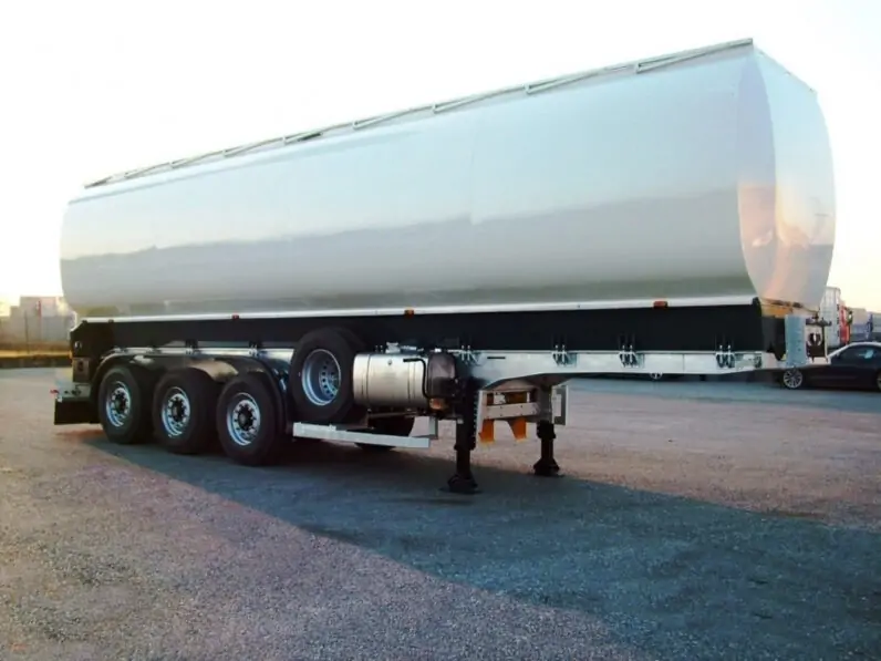 Полуприцеп Полуприцеп Зерновоз стальной со шнековой выгрузкой GuteWolf 2