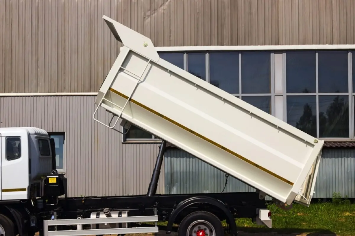 C120s dongfeng подъем кузова
