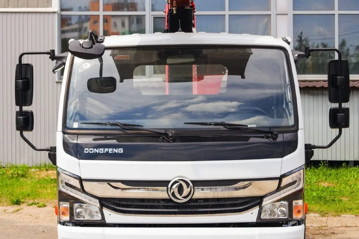 Dongfeng автовышка обзор кабины