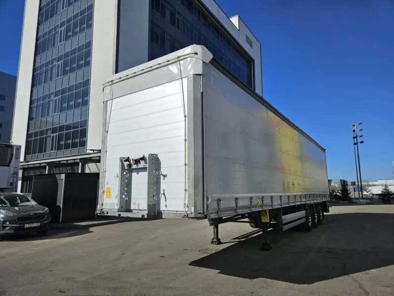 Полуприцеп БУ Полуприцеп Шторный SCHMITZ (с пробегом) 1