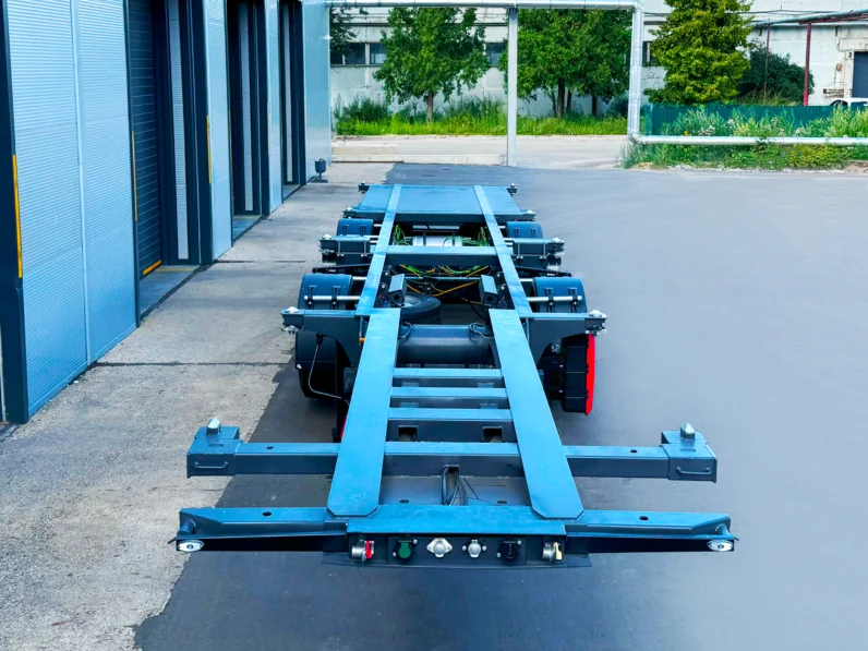 Полуприцеп Полуприцеп контейнеровоз Orthaus 1