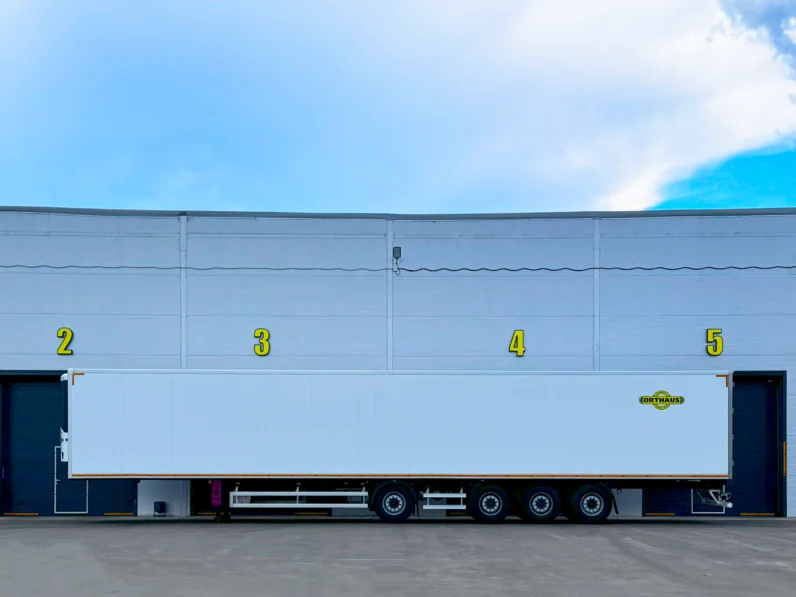 Полуприцеп Полуприцеп рефрижератор Orthaus 17.2 м 4 оси 6