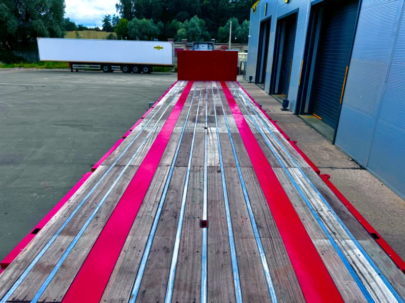 Полуприцеп Полуприцеп платформа Orthaus 6