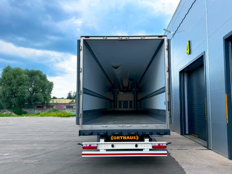 Полуприцеп Полуприцеп рефрижератор Orthaus 17.2 м 4 оси 8