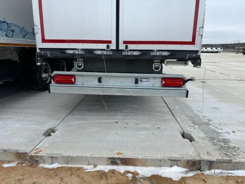 Полуприцеп ТЕНТОВАННЫЙ ПОЛУПРИЦЕП MAMMUТ WORLD CH 246-D 3