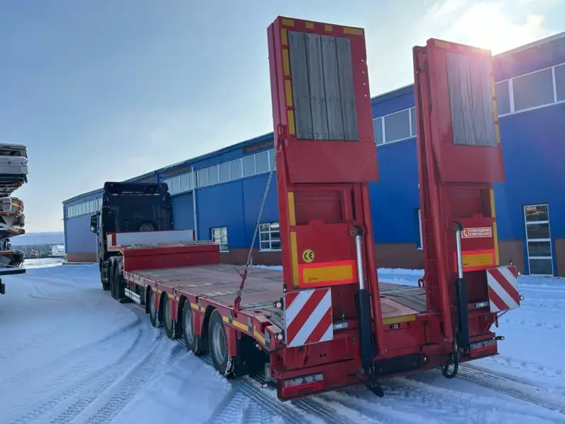 Полуприцеп Раздвижной низкорамный трал ISO PAKCS SLA 4 / 2N - 18 / 40 2