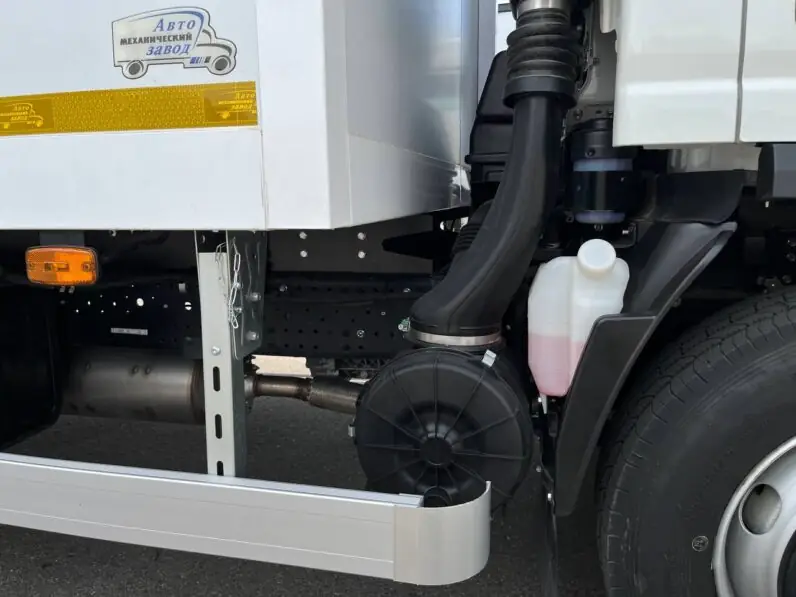 Рефрижератор на базе шасси Isuzu ELF NPR75 LK 17