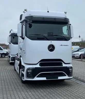 Тягач Mercedes Actros 4x2
