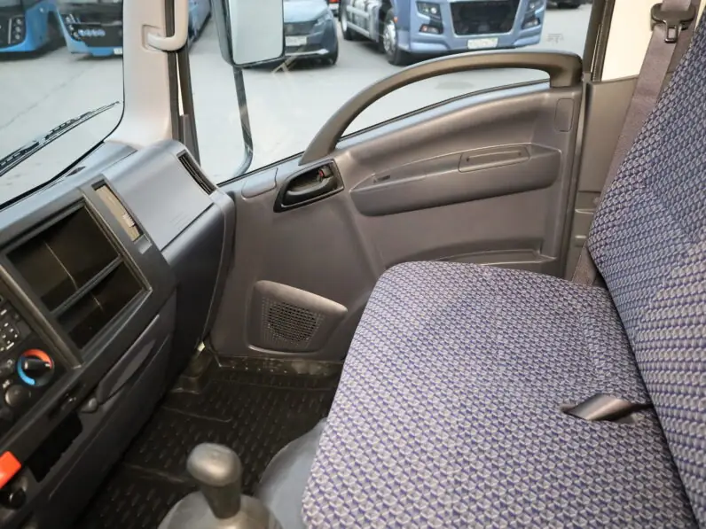 Изотермический фургон Isuzu ELF NМR85Н 14