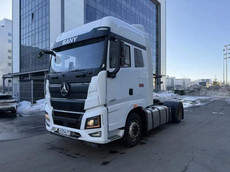 БУ Сeдельный тягач Sany HQC240DЕ 4x2 (с пробегом)