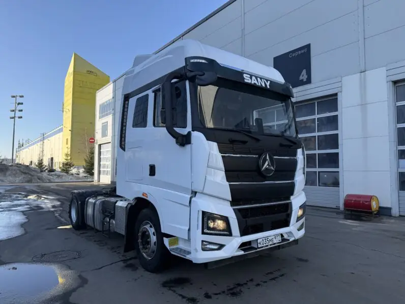 БУ Сeдельный тягач Sany HQC240DЕ 4x2 (с пробегом) 1